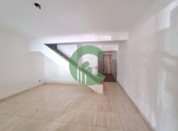 Casa · 146m² · 2 Quartos · 2 Vagas · Sobrado à Venda 2 Quartos - Bairro Paraiso - Santo Andrpé