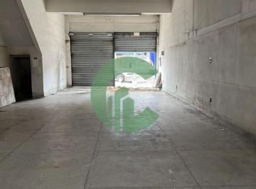 Comercial · 180m² · Excelente salão comercial a 350 da Padaria Vitória Régia!!!