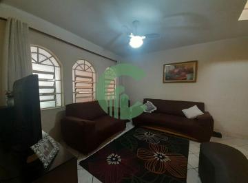 Casa · 173m² · 3 Quartos · 2 Vagas · Sobrado com 3 dormitórios e 2 vagas V Scarpelli