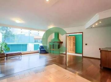 Casa · 400m² · Amplo sobrado aconchegante e iluminado próximo ao Coco Bambu