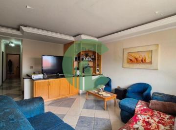 Casa · 240m² · 3 Quartos · 2 Vagas · Casa assobradada no Parque Novo Oratório em Santo André