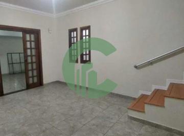 Casa · 217m² · 4 Quartos · 3 Vagas · Magnífico Sobrado Próximo ao Shopping Atrium