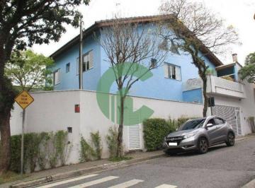 Casa · 249m² · 3 Quartos · 4 Vagas · Maravilhoso sobrado para venda na Vila Gilda, Santo André.