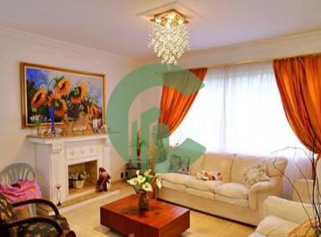 Casa · 400m² · 4 Quartos · 30 Vagas · Sobrado na Vila Homero Thon, em Santo André.