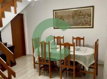Casa · 350m² · 3 Quartos · 2 Vagas · Excelente Imóvel Para moradia ou renda - 4 casas para locação