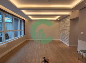 Casa · 214m² · 6 Vagas · Casa Comercial no Jardim Bela Vista