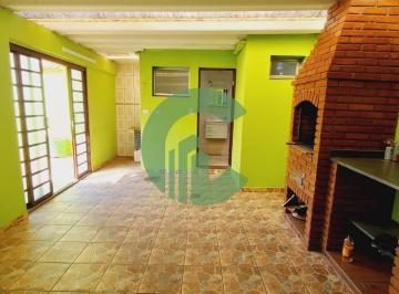 Casa · 200m² · 3 Quartos · 2 Vagas · Casa Térrea na Avenida Dom Pedro I