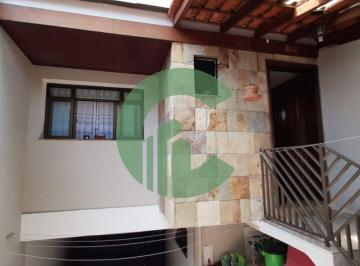 Casa · 64m² · 2 Quartos · 2 Vagas · Sobrado à Venda com 2 Quartos