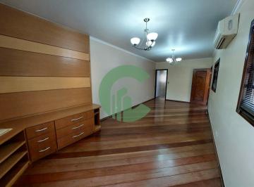 Casa · 202m² · 3 Quartos · 10 Vagas · Sobrado na Vila Floresta, em Santo André