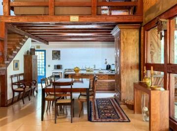 Casa de 4 quartos, São Sebastião · Casa em Barra do Una 4 Quartos 5 Banheiros 4 Vagas