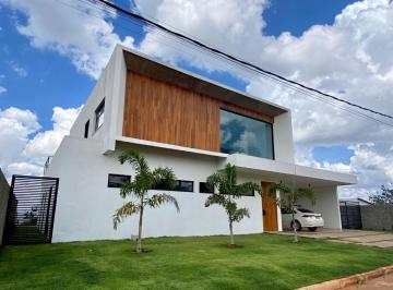 Casa de 3 quartos, Paranoá · Casa de 800 m² com 3 quartos para aluguel no Centro