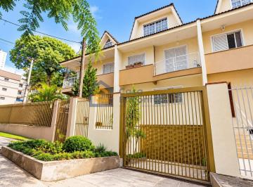 Casa · 189m² · 3 Quartos · 3 Vagas · Sobrado Triplex Totalmente Mobiliado Água Verde | 189m² | 4 Quartos | 3 Vagas