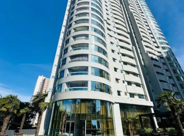 Apartamento de 4 quartos, Curitiba · Apartamento mobiliado, andar alto, 4 quartos (2 suítes), 3 vagas, Mossunguê!