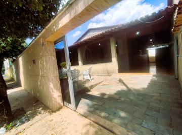 Comercial de 6 quartos, Ipatinga · Alugue Casa Comercial no Cariru, 9 espaços independentes e ampla área coberta