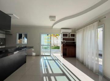 Casa · 172m² · 3 Quartos · 4 Vagas · Casa de Condomínio para venda em Condomínio Vila de São Lourenço de 172.00m² com 3 Quartos, 3 Suites