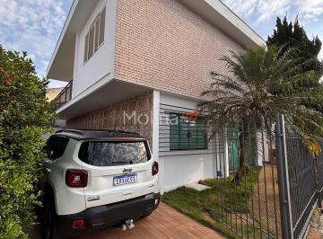 Casa de 11 quartos, Mogi das Cruzes · Casa para venda em Jardim Santista de 583.00m² com 11 Quartos e 3 Garagens