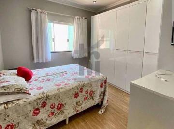 Casa · 216m² · 4 Quartos · Sobrado para venda em Jardim Adriana de 216.00m² com 4 Quartos e 1 Suite