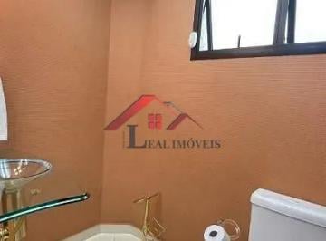 Casa de 2 quartos Venda R$ 2.000.000 · Casa para venda e aluguel em Vila Alice de 266.52m² com 2 Quartos, 1 Suite e 4 Garagens