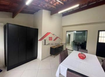 Casa · 181m² · 5 Quartos · 2 Vagas · Casa para venda em Vila Vitória de 181.00m² com 5 Quartos e 2 Garagens