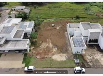 Terreno · 1000m² · Segurança para sua família, tempo para você ,condomínio fechado a apenas 10 minutos do centro.