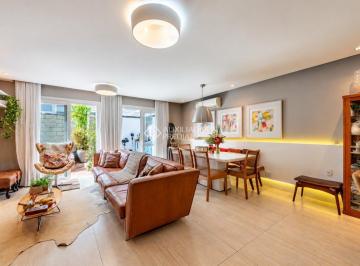 Casa · 218m² · 3 Quartos · 2 Vagas · Casa mobiliada com 3 suítes no Condomínio Terrara e 2 vagas
