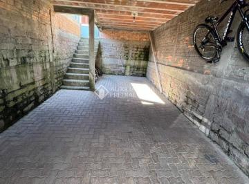 Casa · 111m² · 3 Quartos · .