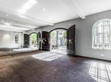 Casa de 3 quartos, São Paulo · Casa à Venda e Locação no Jardim Paulista - São Paulo