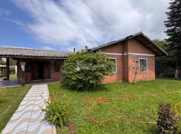 Casa · 887m² · 7 Quartos · Imóvel de Ampla Metragem a Poucos Passos da Lagoa em Ibiraquera