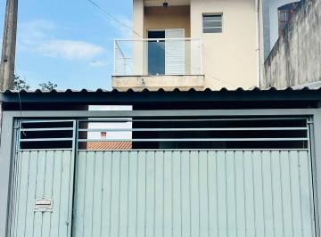 Casa · 106m² · 3 Quartos · 2 Vagas · Casa para Locação no Centro de Arujá em rua Privativa