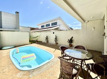 Casa · 112m² · 3 Quartos · 3 Vagas · Casa pronta para morar em Guaratuba Próx. a Praia