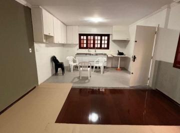 Casa de 3 quartos, São Paulo · Lindo sobrado excelente localização perto metrô vila Sônia com 1 98 m² com 3 quartos 2 vagas suíte