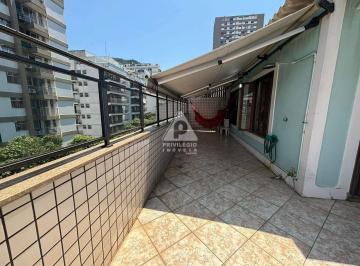 Casa · 192m² · 3 Quartos · 1 Vaga · Excelente cobertura duplex com 3 quartos, sendo um suíte, em rua nobre no bairro de Botafogo