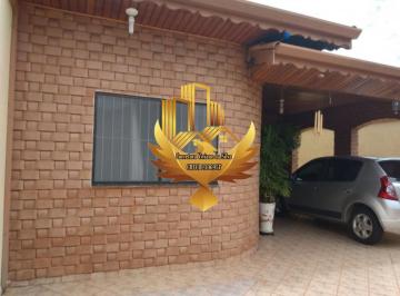 Foto 01 · Imóvel de alto padrão à venda em Taubaté-SP: Casa no Jardim Gurilândia com 3 quartos, 1 suíte, 1 sal