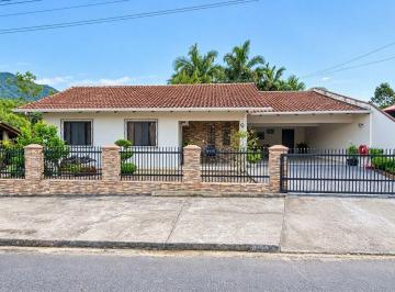 Casa · 206m² · 3 Quartos · Casa à venda - no Centro