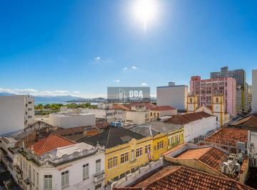 a66f6d34d8fa.jpg · Apartamento à venda no Centro de Florianópolis