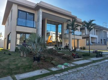 Casa · 350m² · 5 Quartos · 4 Vagas · CASA COM PISCINA 5/4 SENDO 5 SUÍTES