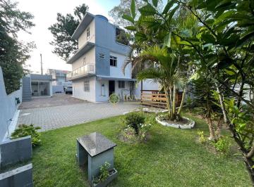 Casa · 110m² · 3 Quartos · 4 Vagas · Casa em Barreiros, São José/SC de 110m² 3 quartos à venda por R$ 860.000,00