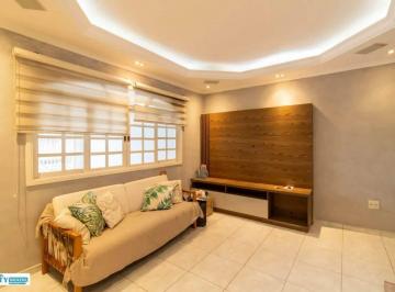 Casa · 240m² · 3 Quartos · 2 Vagas · Sobrado em Vila Augusta, Guarulhos/SP de 240m² 3 quartos para locação R$ 4.700,00/mes