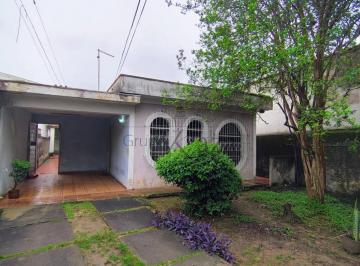 Casa · 490m² · 3 Quartos · 4 Vagas · Casa à Venda Terreno de 490 m² / Área Construída de 89 m² no Jardim Mesquita em Jacareí
