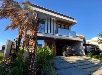 Casa de 4 quartos, Eusébio · DUPLEX DE ALTO PADRÃO | TERRAS ALPHAVILLE CEARÁ | 4 SUÍTES | 251 em Cidade Alpha - Eusébio - CE