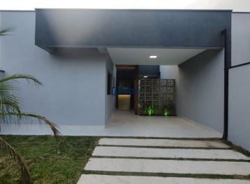 Casa · 125m² · 3 Quartos · 1 Vaga · Linda casa térrea, moderna, com 2 suítes, churrasqueira, em bairro residencial a