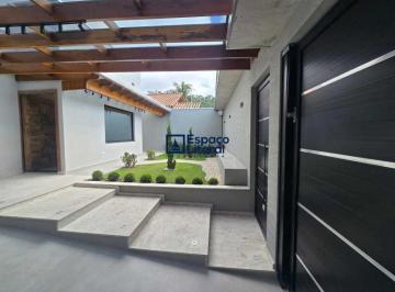 Casa · 150m² · 3 Quartos · 4 Vagas · Casa de rua : Linear / Residencial / Caputera