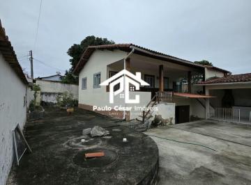 Foto 01 · Excelente oportunidade para morar e investir! O imóvel principal é composto por: - 2 quartos, send