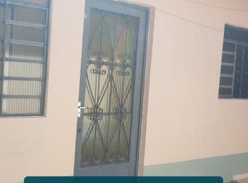 Casa de 2 quartos, Atibaia · Casa de 2 quartos para aluguel em Alvinópolis