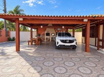 15 · Casa Residencial de 160 m² com 2 quartos sendo 1 suíte na Armação