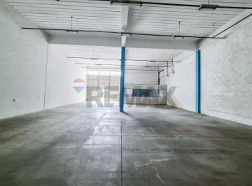 Comercial · 380m² · 5 Vagas · Aluguel de Galpão Comercial de 380 m², pé direito de 6m, 5 vagas no Poço Rico – Juiz de Fora/MG | Co