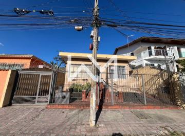 Casa · 181m² · 3 Quartos · 4 Vagas · Casa térrea à venda na Vila Galvão, Guarulhos – 3 dormitórios, edícula com churrasqueira e 4 vagas!