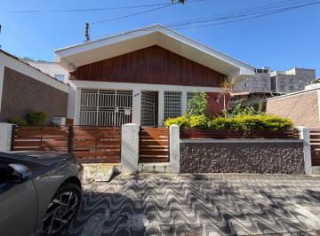 Casa de 3 quartos, Poços de Caldas · Casa para locação comercial no centro