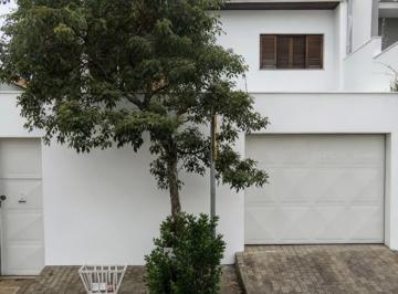 Comercial · 395m² · 6 Vagas · Casa comercial na Rua Taru, 214 • 395 m²