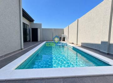 Casa de 3 quartos, Araçatuba · Casa de Condomínio para venda em Conjunto Habitacional Elias Stefan de 210.00m² com 3 Quartos, 3 Sui